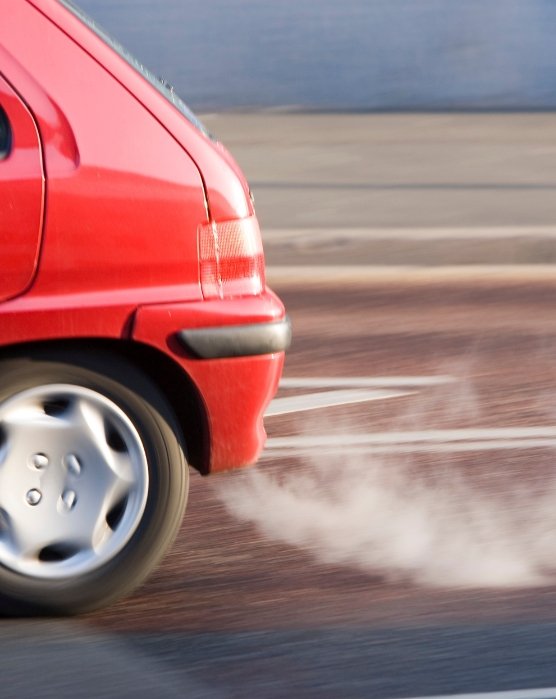 Άσπρος Καπνός FI